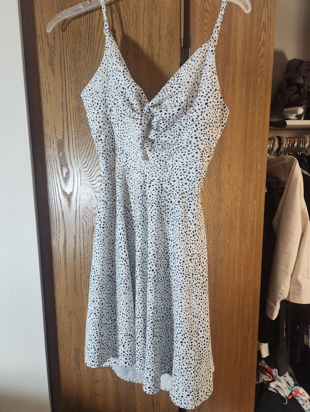 🚨BOGO🚨SHEIN White Spotted Tie-Front Mini Dress - Picture 3 of 8